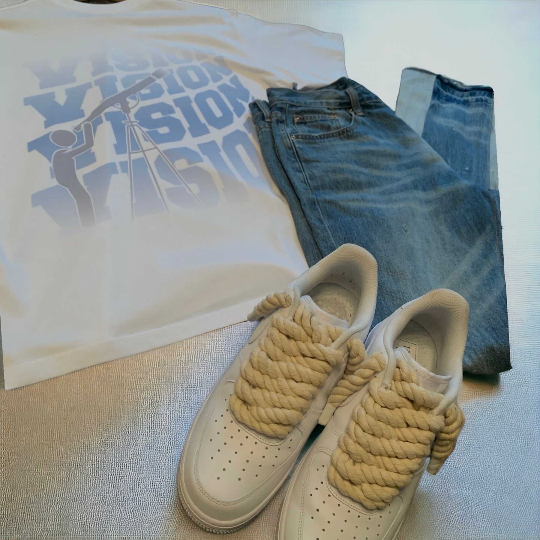 BLURRED VISION T-SHIRT